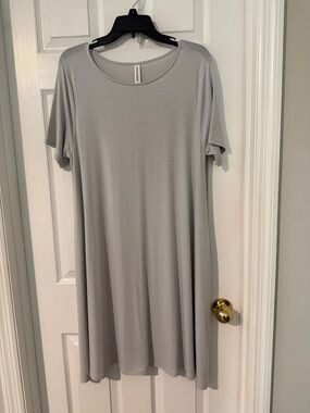 Zenana Outfitters Light Gray Midi Swing Dress